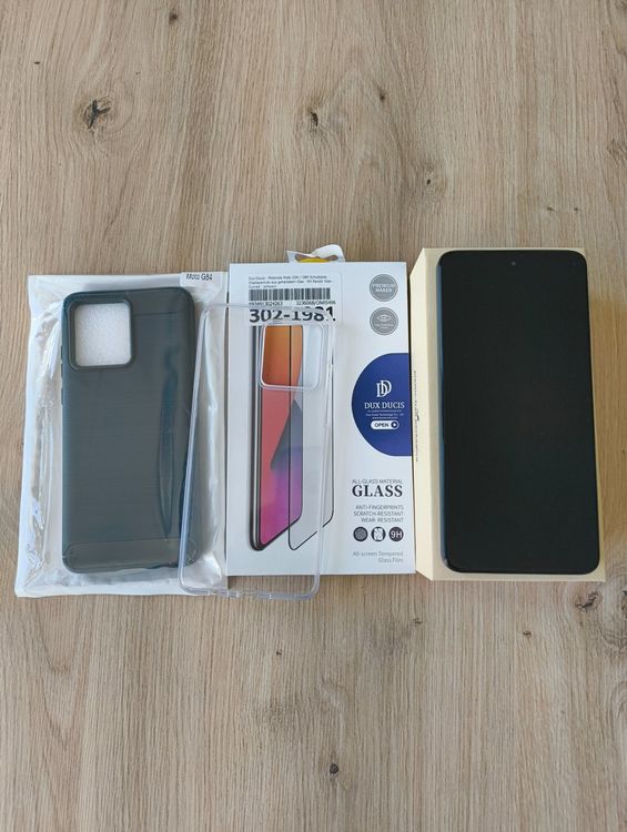 Hoes Voor Motorola Moto G84 5G + 2x Gehard Glas - Ringstandaard, Dubbele Laag PC+TPU, Zwart, Schokbestendig