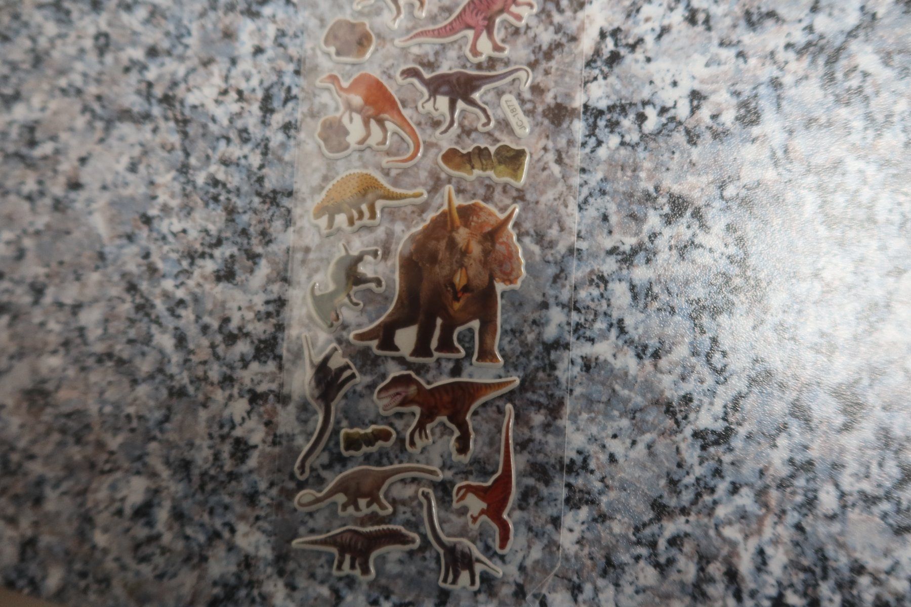 Sticker: Sticker – Nuovo e nell'imballaggio originale da Täuffelen venduto da Cindybussy