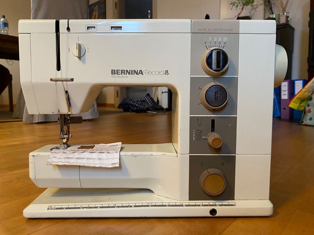 Nähmaschine Bernina record 932 electronic, ab Fr. 1.. Kaufen auf
