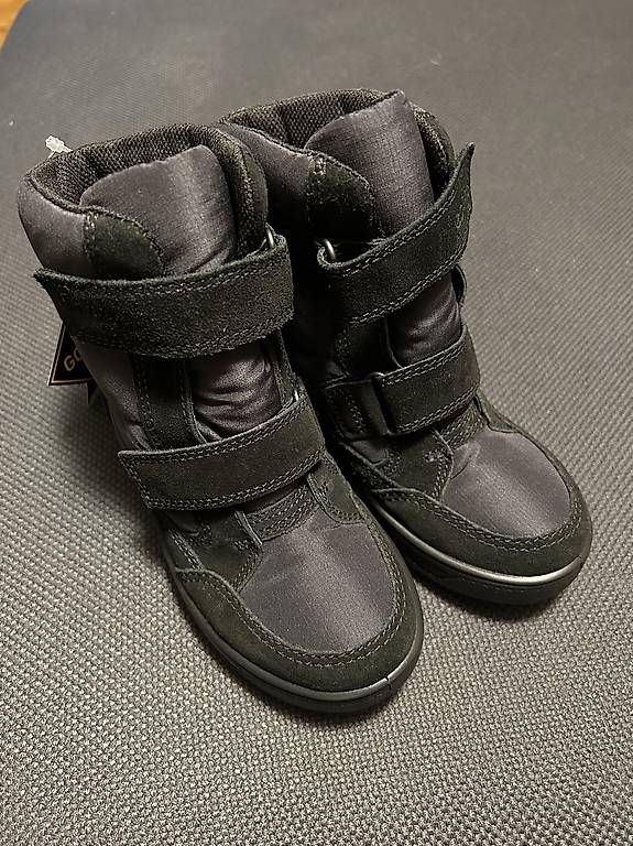 Ecco Scarpe da uomo: Hochwertige Ecco Winterschuhe mit Gore Tex – Nuovo (secondo la descrizione) da Adligenswil venduto da oldherm