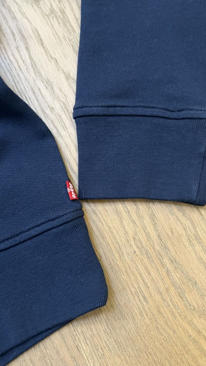 Levi's Pullover & Sweatshirts: Levi's Sweatshirt Gr.S - Neu mit Etikett – Neu und originalverpackt aus Visp von bluenero 3