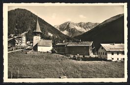 Monstein, Dorfpartie mit Blick auf das G