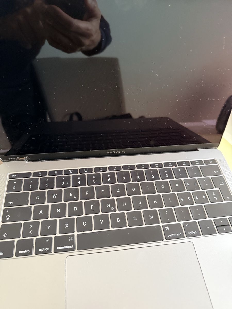 Apple PC: Lot de 4 MacBook Pro de 2017 – Difettoso da La Chaux-de-Fonds venduto da hed_27yb 4
