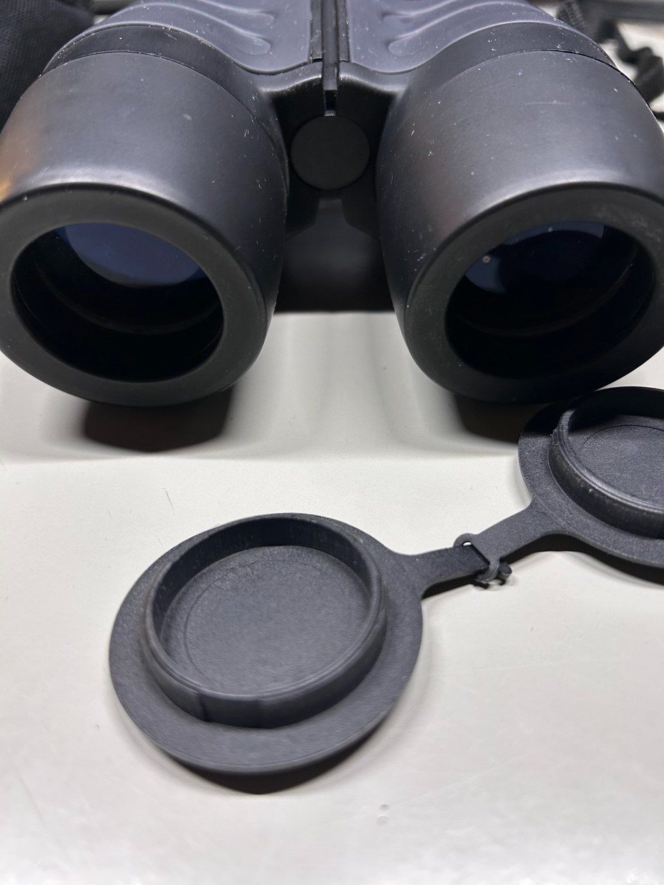 Binocoli: Binocolo compatto Eagle Eye 8x32 e Field 7 – Usato da Giubiasco venduto da LorisVale 3