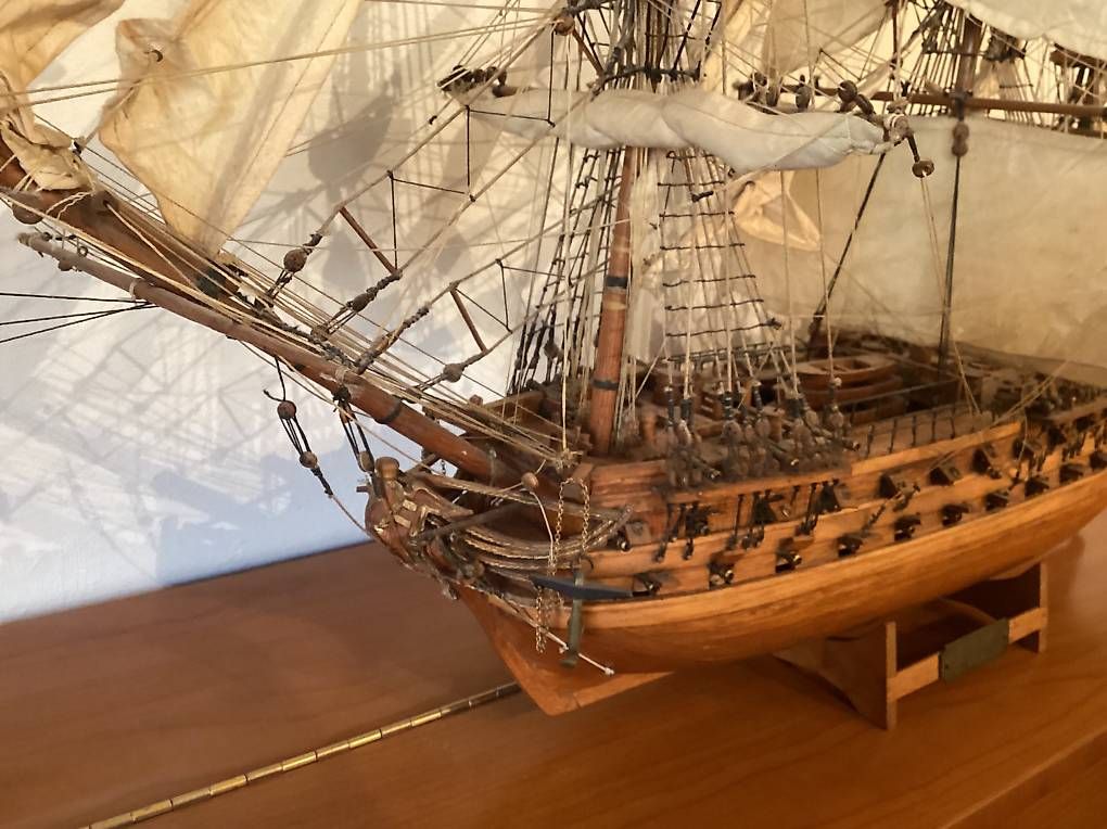 Kits de montage: Maquette Le Superbe – D'occasion à Vernier par cas_d8yw 2