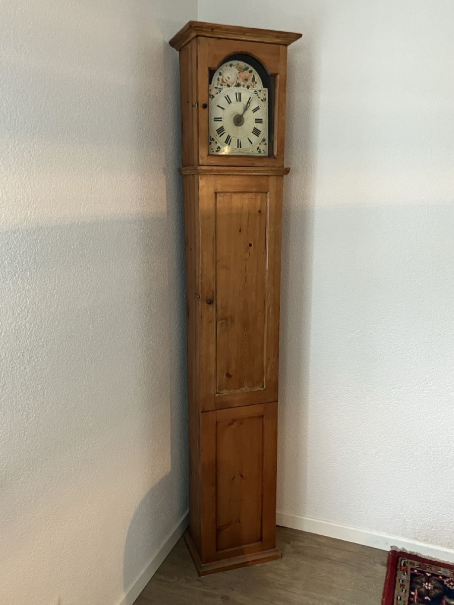Orologi da terra & Orologi da parete: Antike Standuhr mit Pendel aus echt Holz – Usato da Münchenbuchsee venduto da Simk91