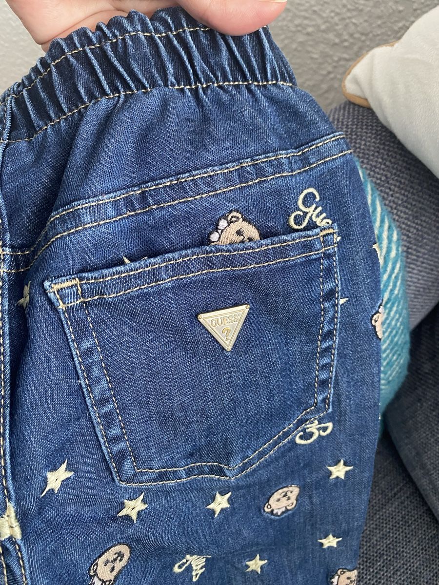 Guess Pantaloni: Guess size 116 – Usato da Blonay venduto da art_7f87 2