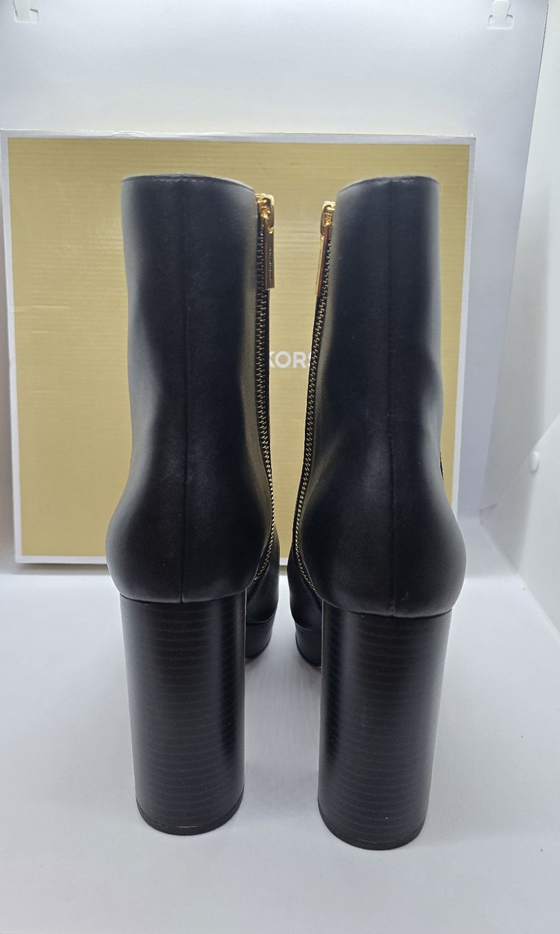 Michael Kors Scarpe da donna: Michael Kors Stiefelette size 40 in Black – Nuovo e nell'imballaggio originale da Biel/Bienne venduto da Yoon62 2