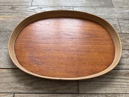 Midcentury Teaktablett mit Schilfrand