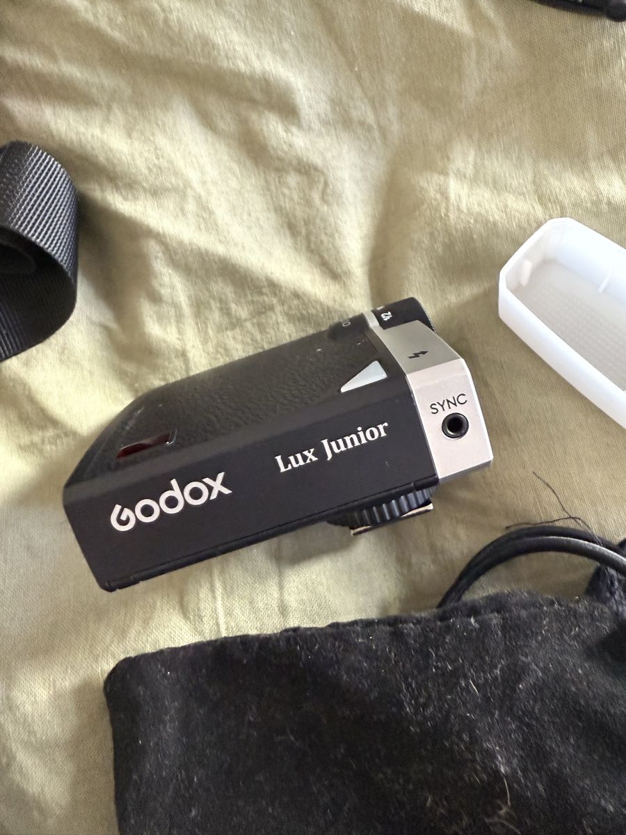 Godox Blitze: Godox Lux Junior – Gebraucht aus Olten von freyjanieminen 1