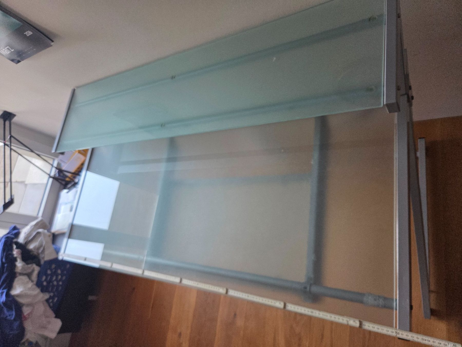 Interio Scrivanie: Schreibtisch mit Glasplatte – Usato da Abtwil SG venduto da chiva123 3