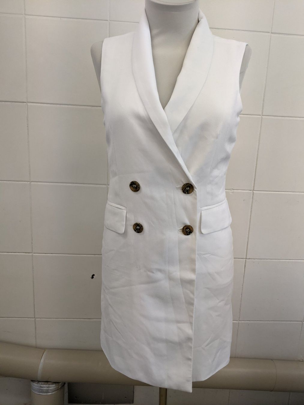 Kleider: Elegantes Sommerkleid GR S – Neu (gemäss Beschreibung) aus Langnau am Albis von Judithsebi