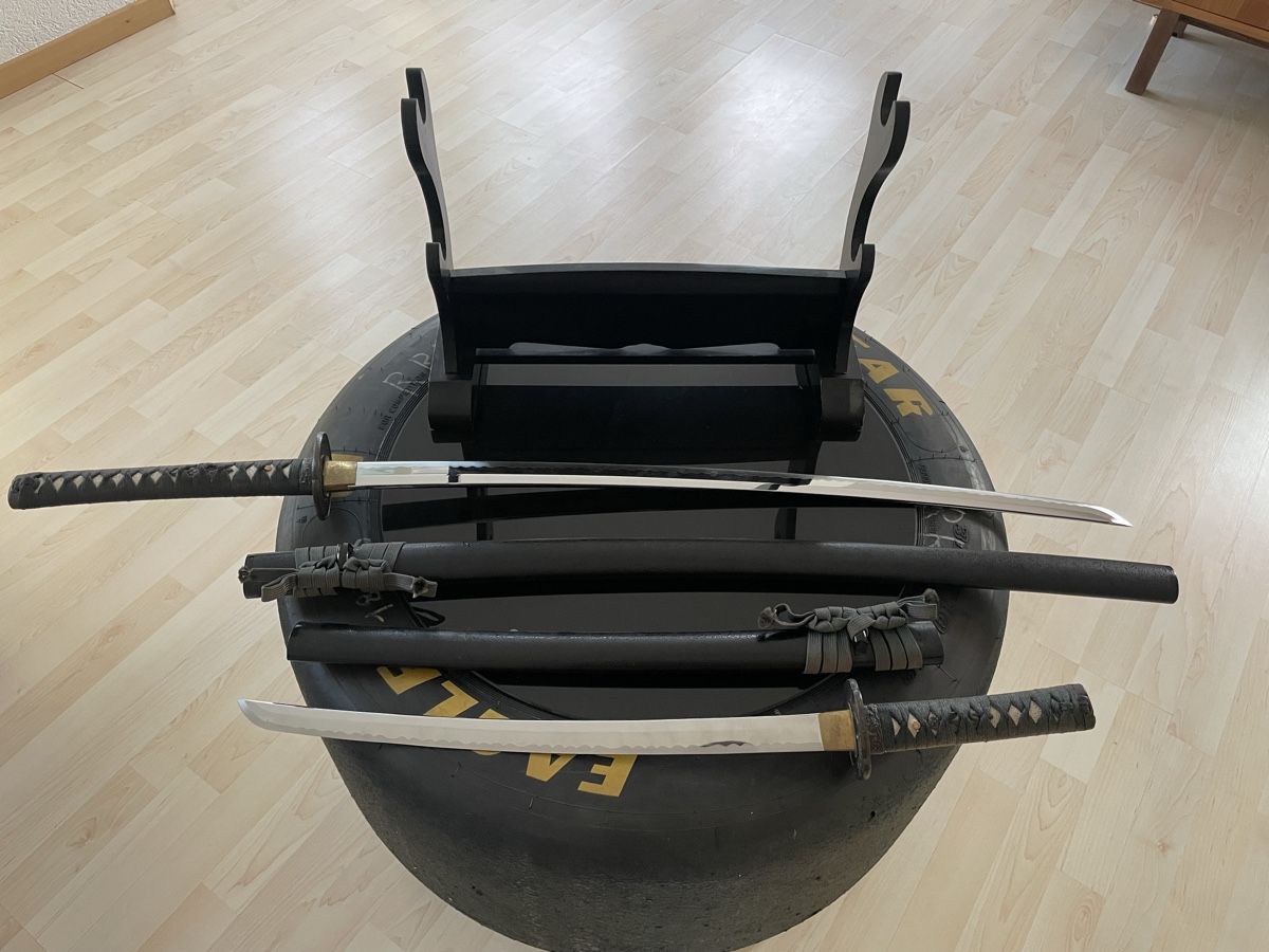 Art international: Katana Samuraischwerter  – D'occasion à Rämismühle par tob_62z6 1