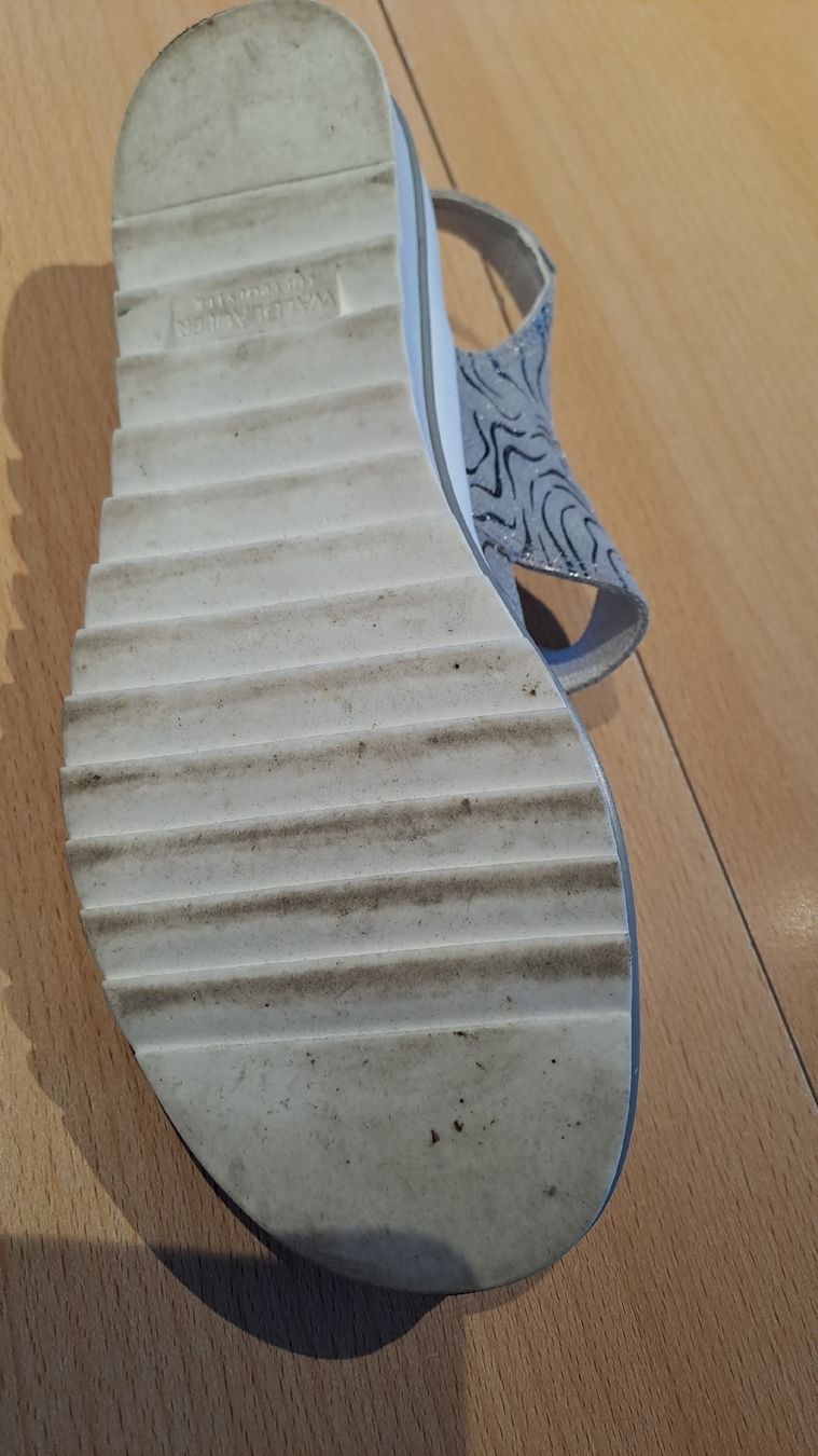 Scarpe da donna: Sandalen – Usato da Unteriberg venduto da 12Schneehasen 1
