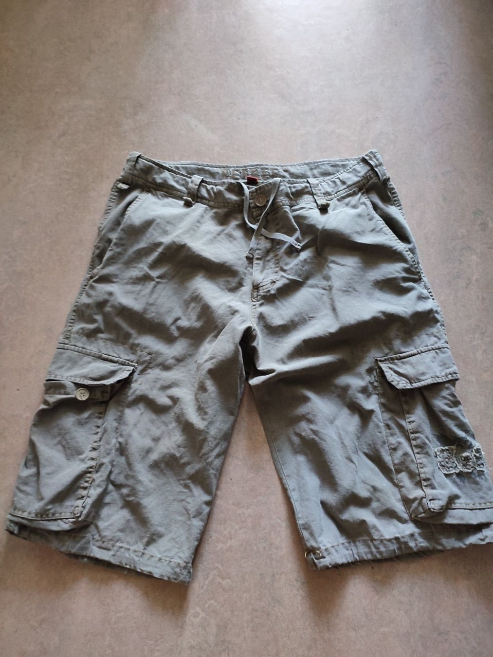 Pantaloni: Herren Shorts XL – Usato da Biel/Bienne venduto da ruggi03