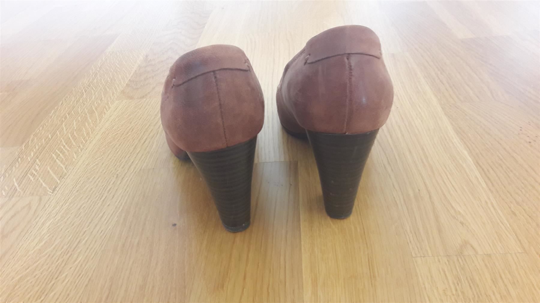 S.Oliver Scarpe da donna: s'Oliver Pumps Gr. 37 Leder – Usato da Buchs Sg venduto da Valedi 2