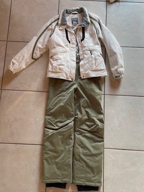 Completi & Tailleur: Skianzug Damen Descente – Usato da Oftringen venduto da flor_2020