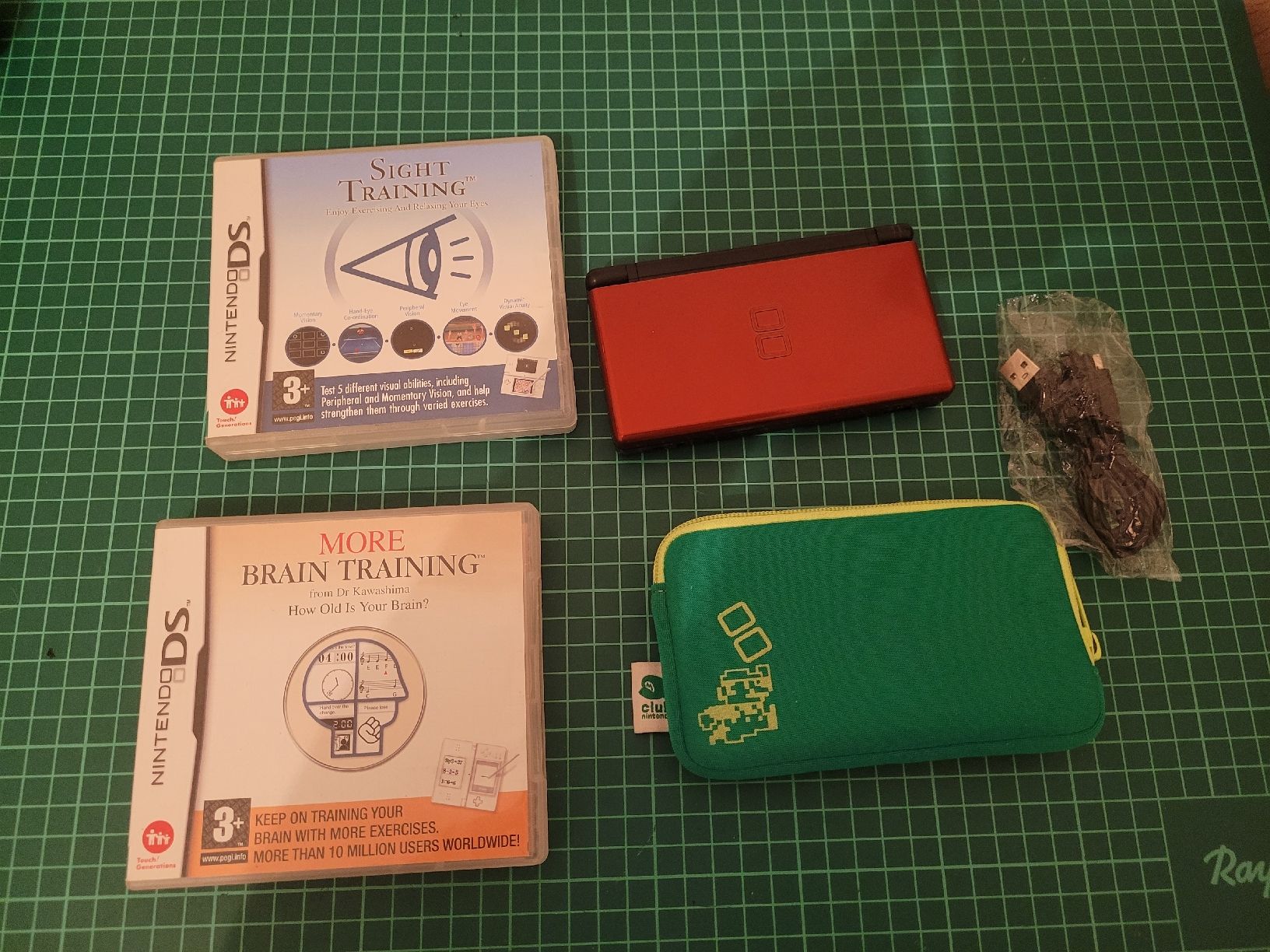 Nintendo Konsolen: Nintendo DS lite + Games, Case and Charger! – Gebraucht aus Meyrin von Retro-GZ