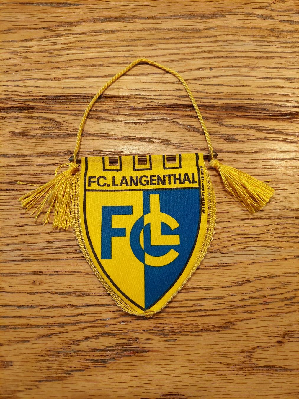 Fahnen: Wimpel Vintage FC Langenthal – Gebraucht aus Herzogenbuchsee von debora01