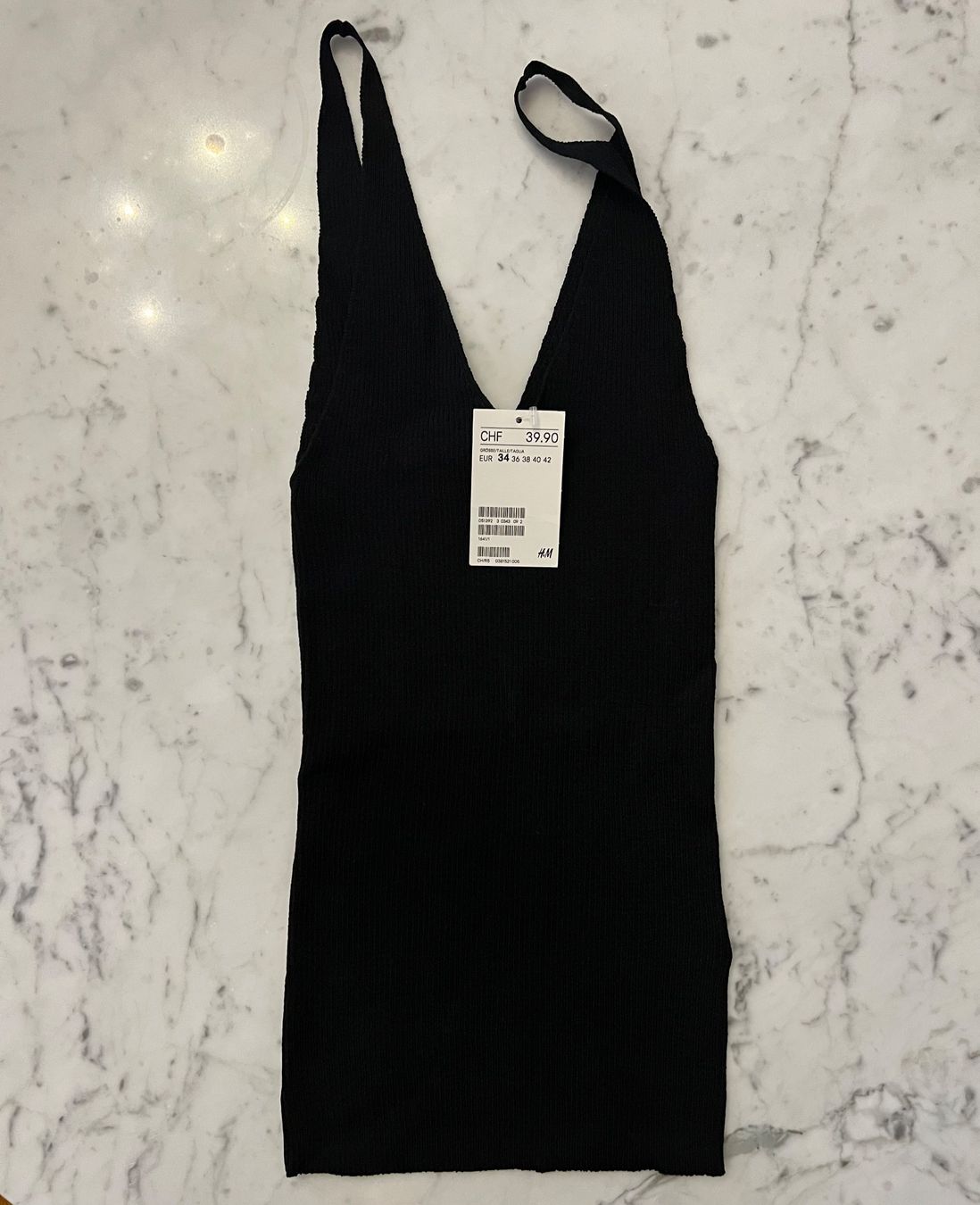 Top: Tanktop Stretch Gr34 H&M Neu – Nuovo e nell'imballaggio originale da Zürich venduto da Swissair1234