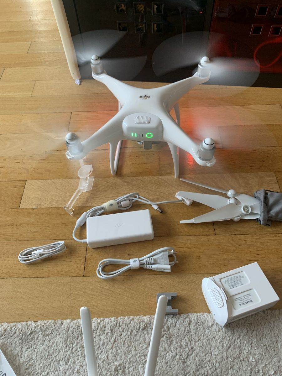 DJI Modellismo RC: Drone DJI Phantom 4 advanced – Usato da Genève venduto da khazrif 5