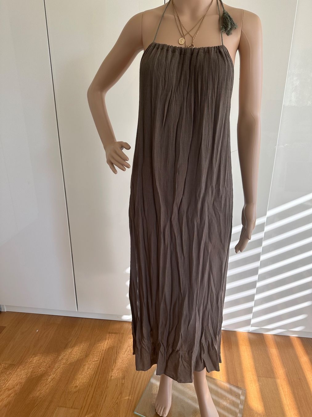 Vestiti: Rückenfreies Kleid – Usato da Thalwil venduto da GerSutter 2