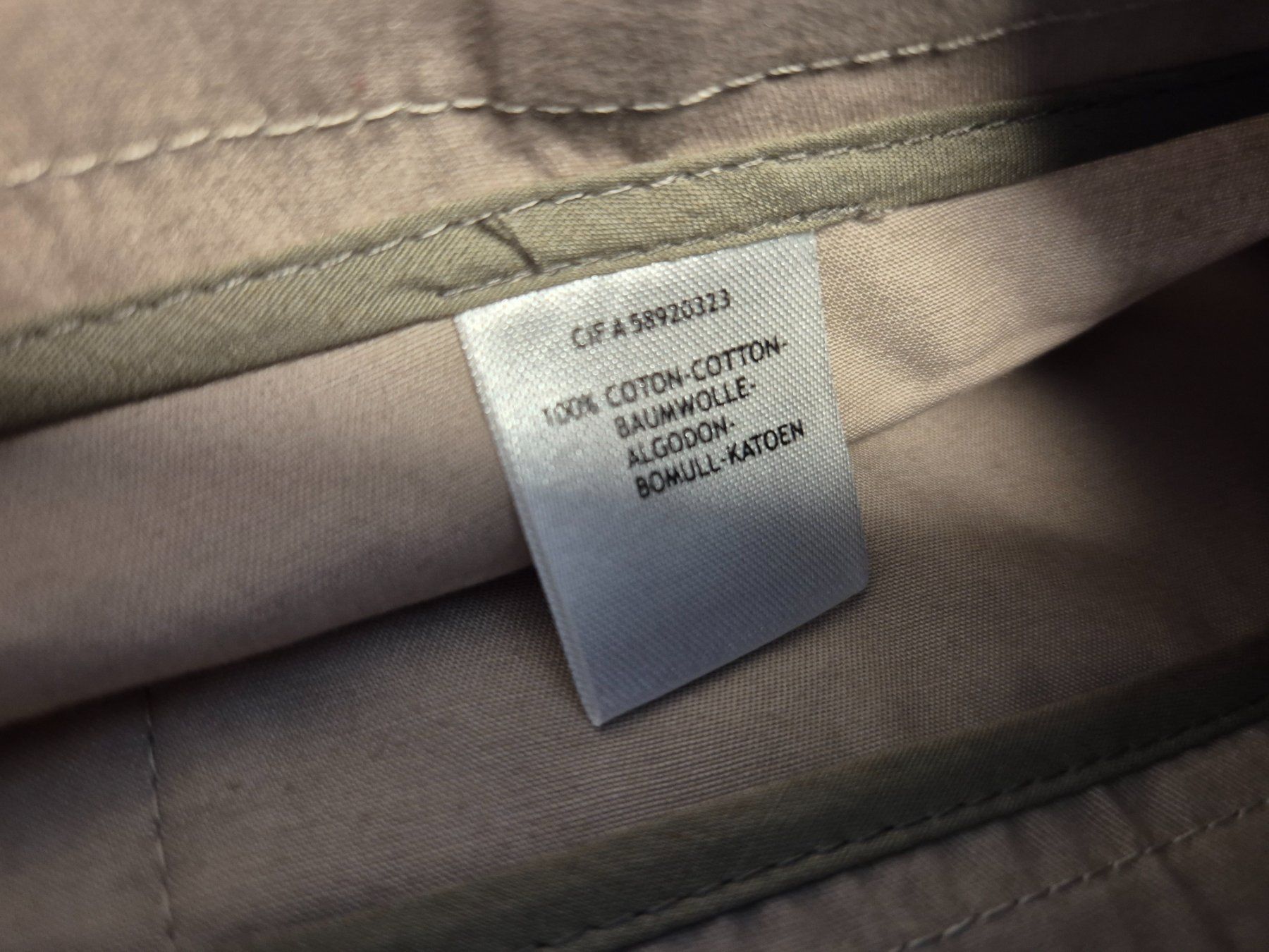 Maje Hosen: MAJE elegante shorts    beige - gold  Grösse 38 – Gebraucht aus Niederweningen von Obson 6