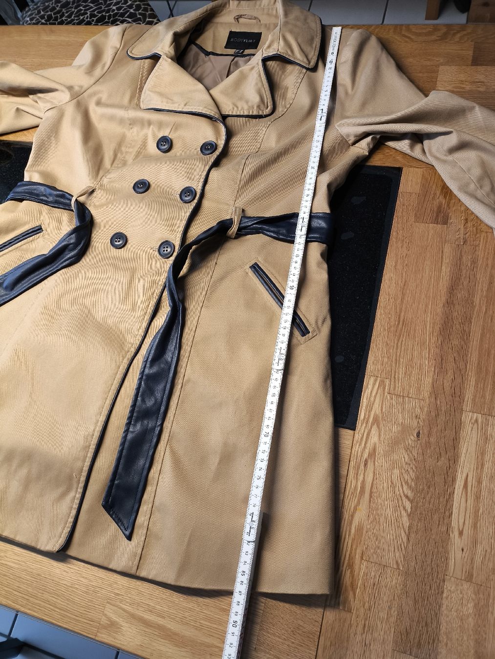 Cappotti: Trenchcoat Gr.46 – Usato da Burgdorf venduto da Ropajesi 5