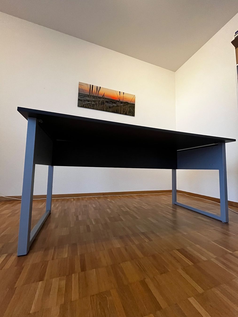 Schreibtische: Moderner Schreibtisch Grau – Gebraucht aus Winterthur von ann_dn6n 1