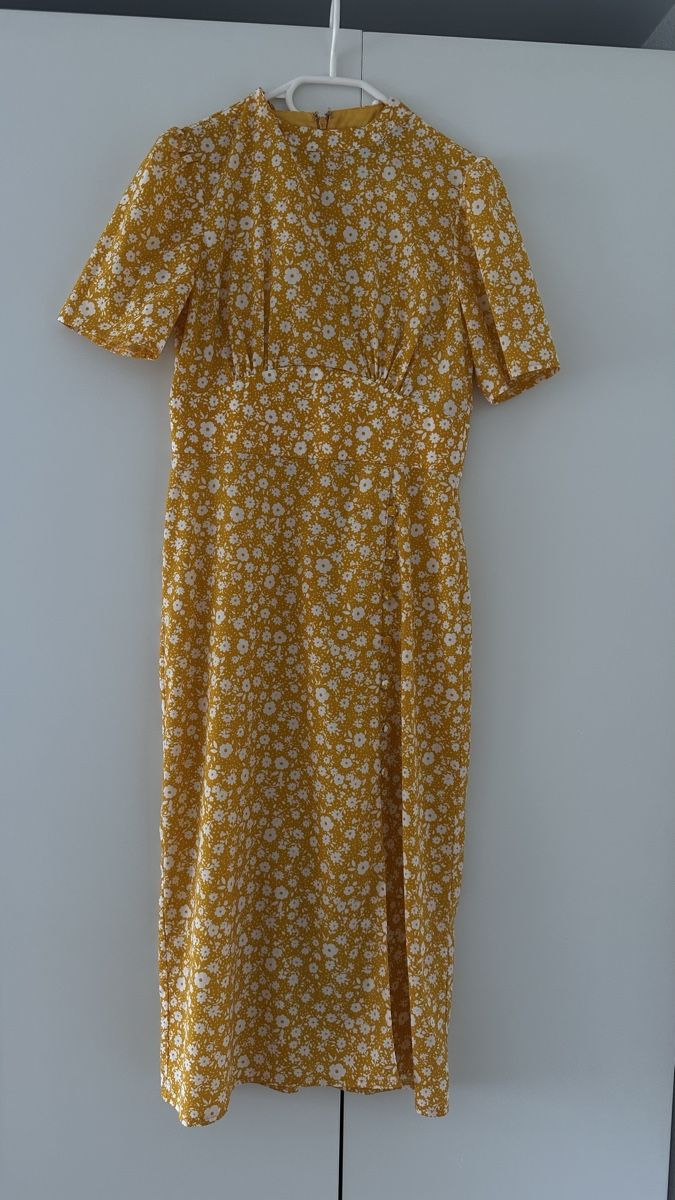 Asos Kleider: Sommerliches ASOS Kleid, Gr. 38, gelb mit Blumenmuster 🌼 – Gebraucht aus Sargans von dia_xw6j 3