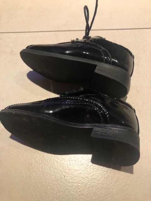 Scarpe per ragazzi: Scarpe da cerimonia no.24 – Usato da Davesco-Soragno venduto da dvf_7h6d 2
