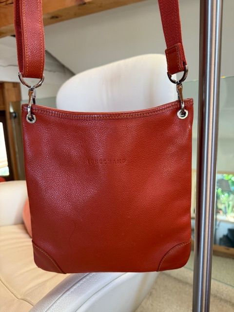 Borse da donna: Sac Longchamp cuir pratique, prix baissé – Usato da Enges venduto da cordec