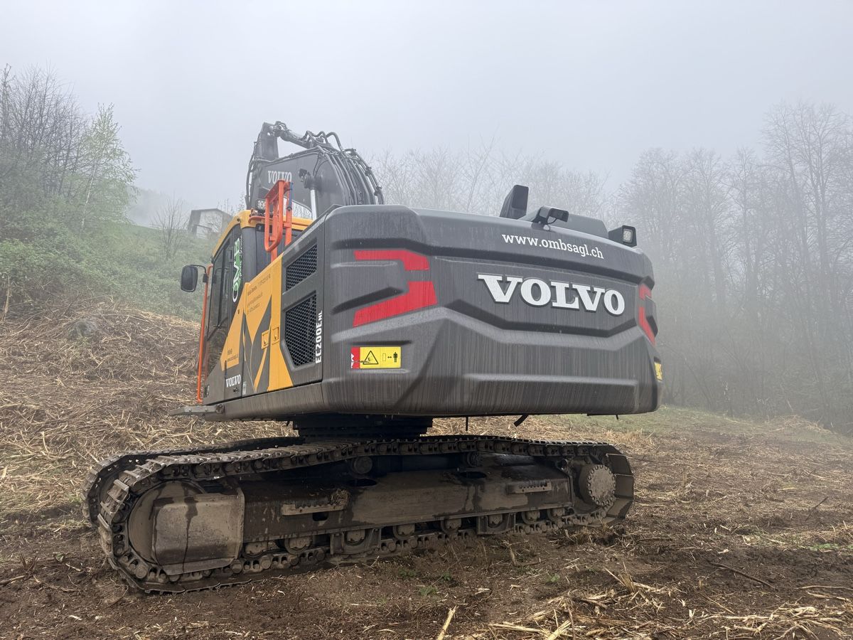 Volvo Bagger: Volvo EC 200 enl – Gebraucht aus Leontica von Beretz_94 5