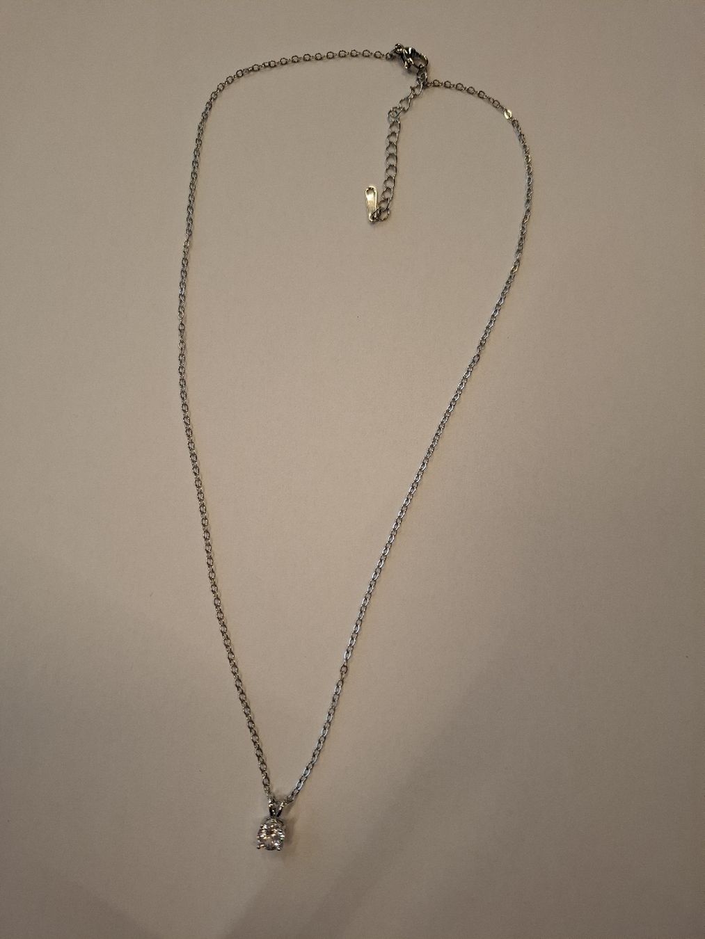 Catenine: Collana color argento e zircone. NUOVO – Nuovo e nell'imballaggio originale da Camorino venduto da ros_cj5f 1