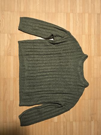 Warmer Strickpullover in Olivgrün, Grösse XS