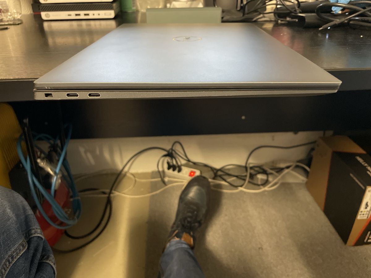 Dell Notebook: Dell Precision 5570 Def. 256/00/i7 ab 1 CHF – Difettoso da Abtwil sg venduto da Kueng.MultiOutlet 8