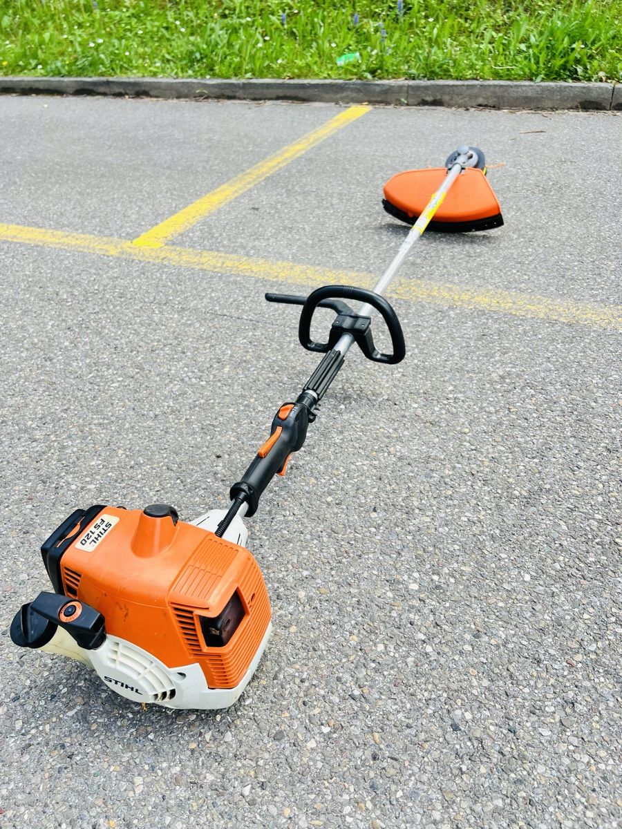 Stihl Tutti gli attrezzi: Rasentrimmer Stihl FS 120 – Usato da Urdorf venduto da Faz_19