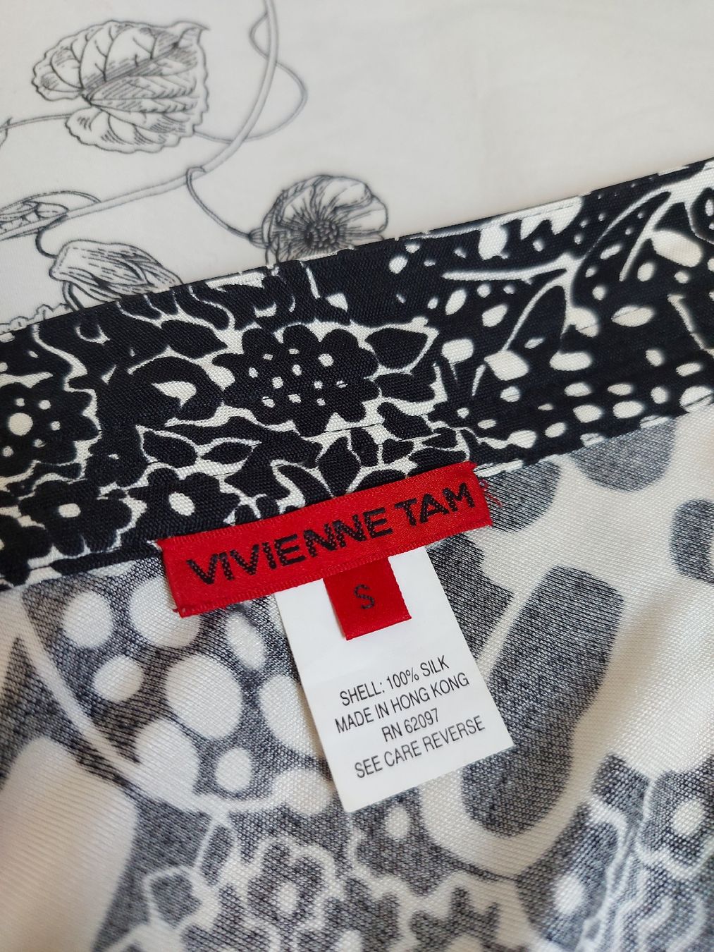 Gonne: Jupe Vivienne Tam 100% soie - Taille S – Usato da Lausanne venduto da Super-cerise 3