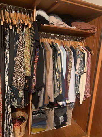 Schränke: Geräumiger Mid-Century Schrank – Gebraucht aus Zürich von del_b79q 8