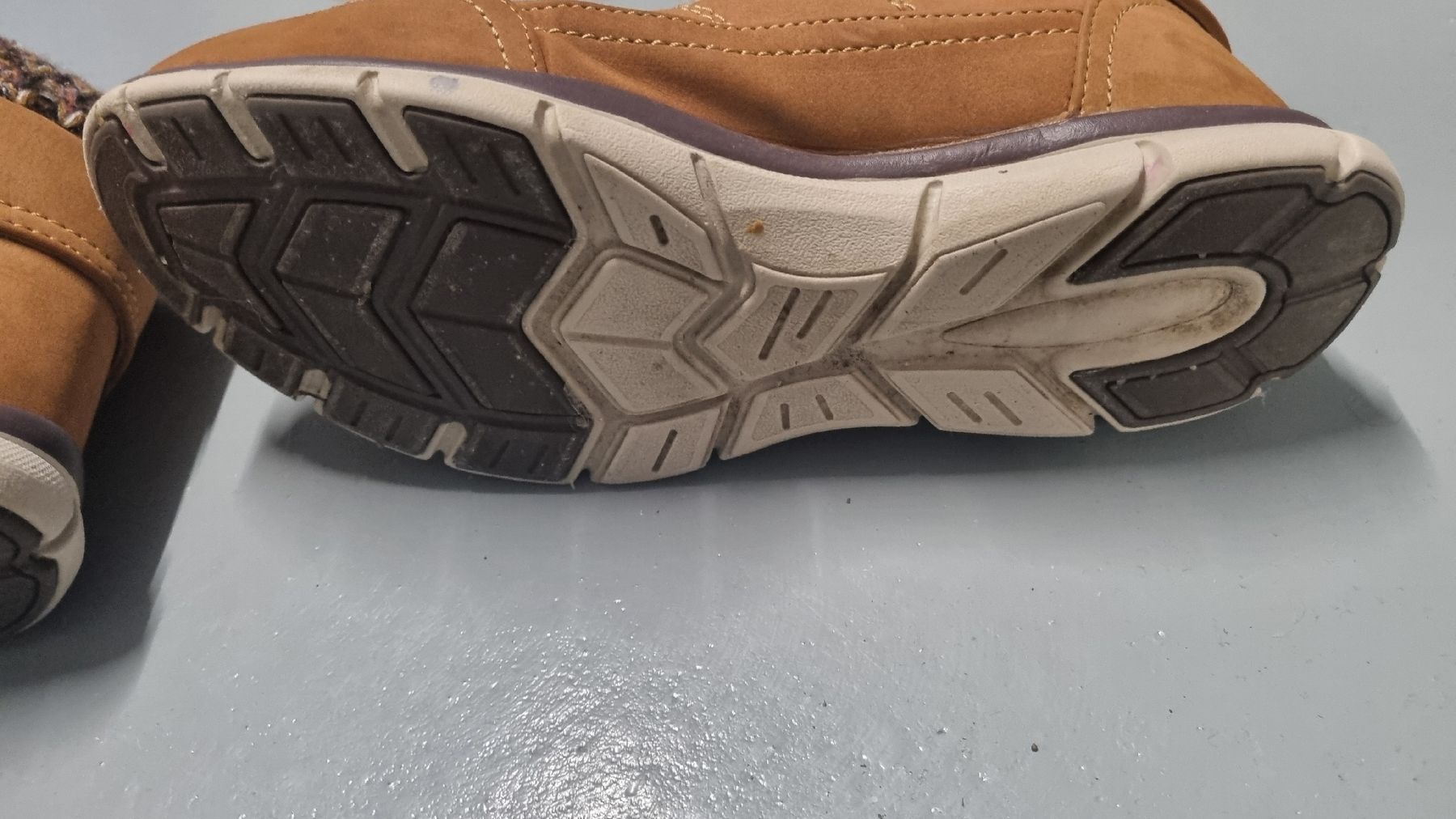 Scarpe da donna: Warme Boots von Venice, Grösse 39 – Usato da Effretikon venduto da lenalisa63 5