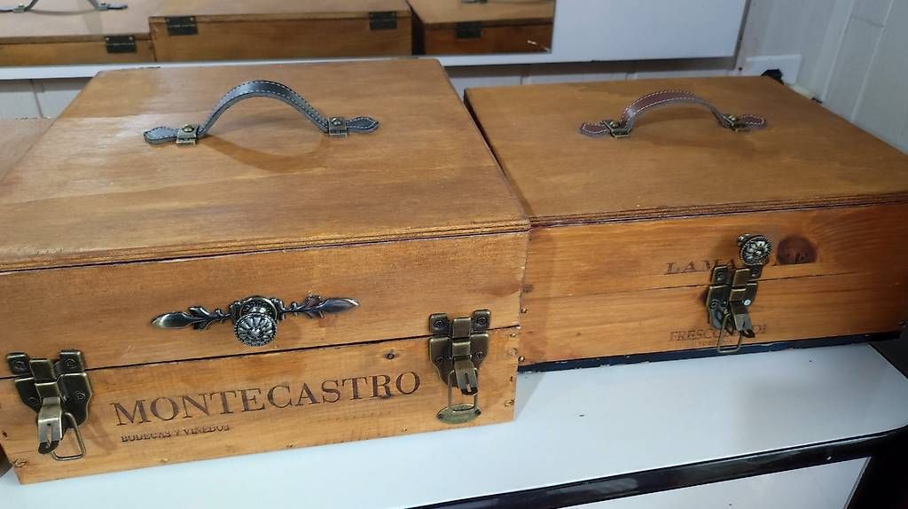 Bicchieri: Verres pour vin rouge et rosé + coffret – Usato da Estavayer-le-Lac venduto da ac5_58bj 4
