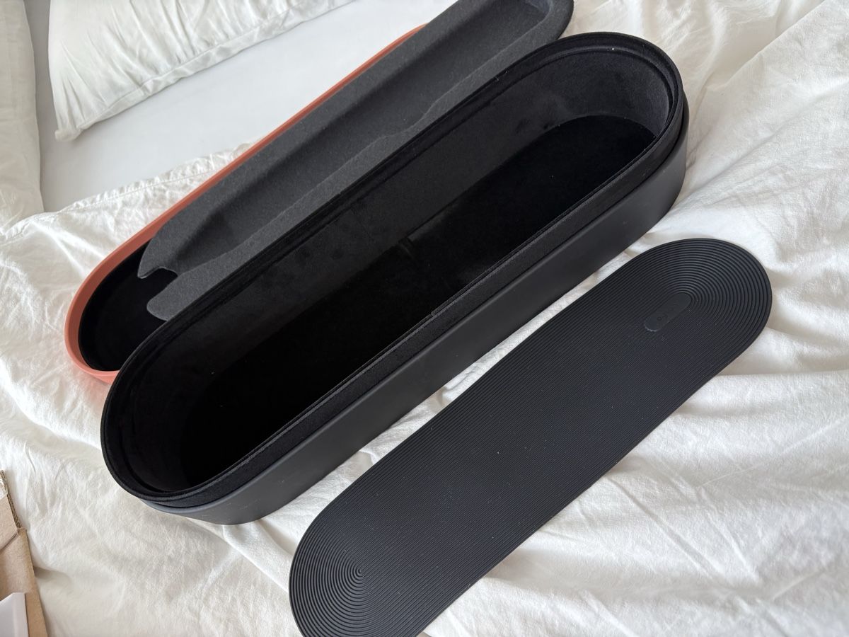 Dyson Sèche-cheveux: Dyson Box Airstrait – Neuf (Voir description) à Thun par _Cathy 2