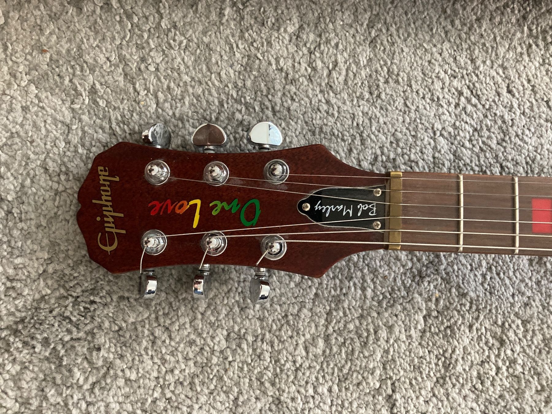 Epiphone Musikinstrumente: Epiphone Bob Marley Limited Edition – Gebraucht aus Embrach von Rockbeat 1