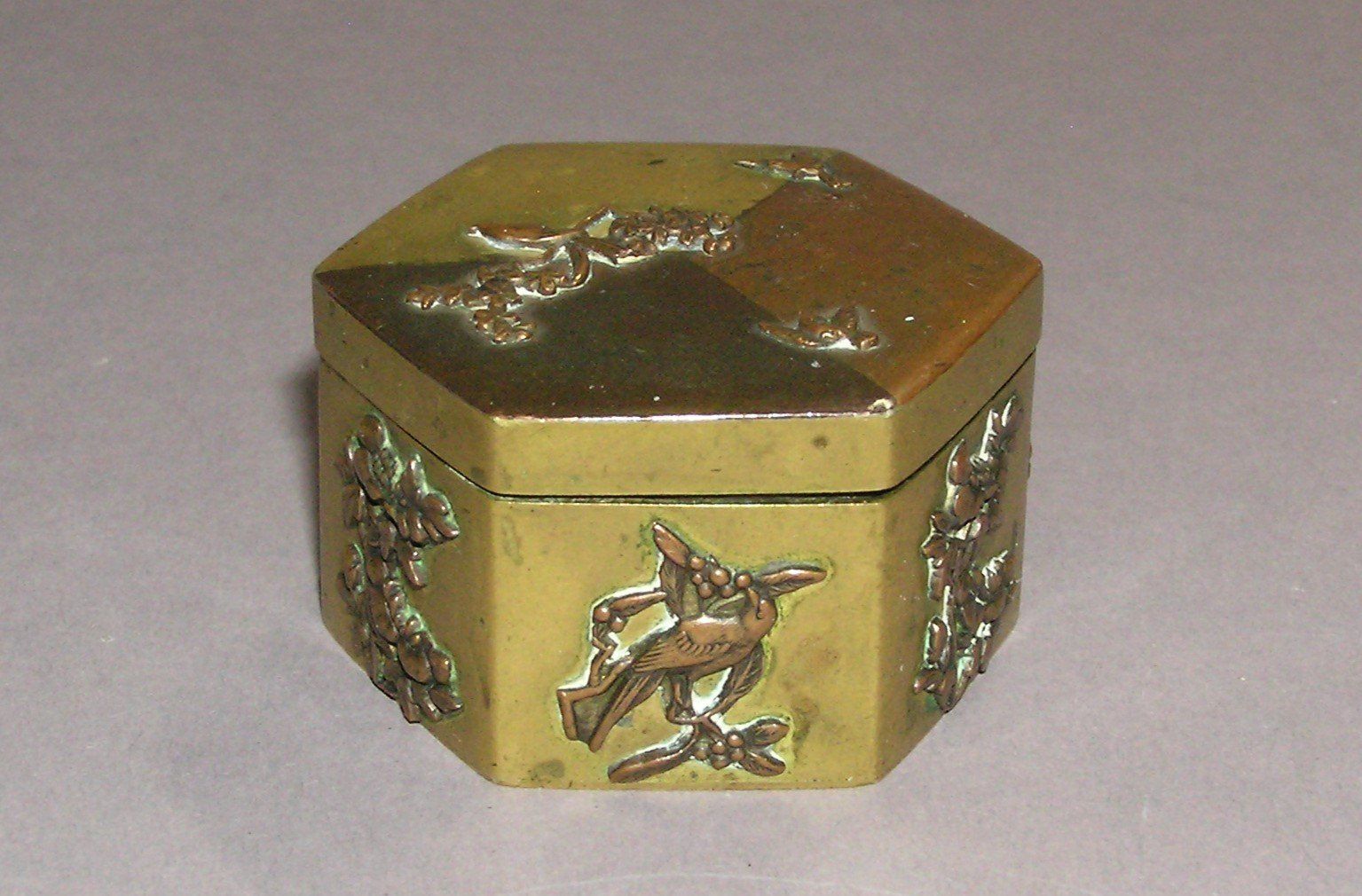 Barattoli: Dose Japan mit Vogel und Blumenmotiven – Usato da Grenchen venduto da Antique-hunter 1