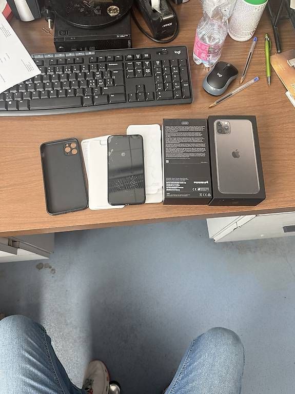 Apple Telefoni cellulari / Smartphones: Iphone 11 Pro Max 64 GB Space Grey – Usato da Niederuzwil venduto da elefantinoo