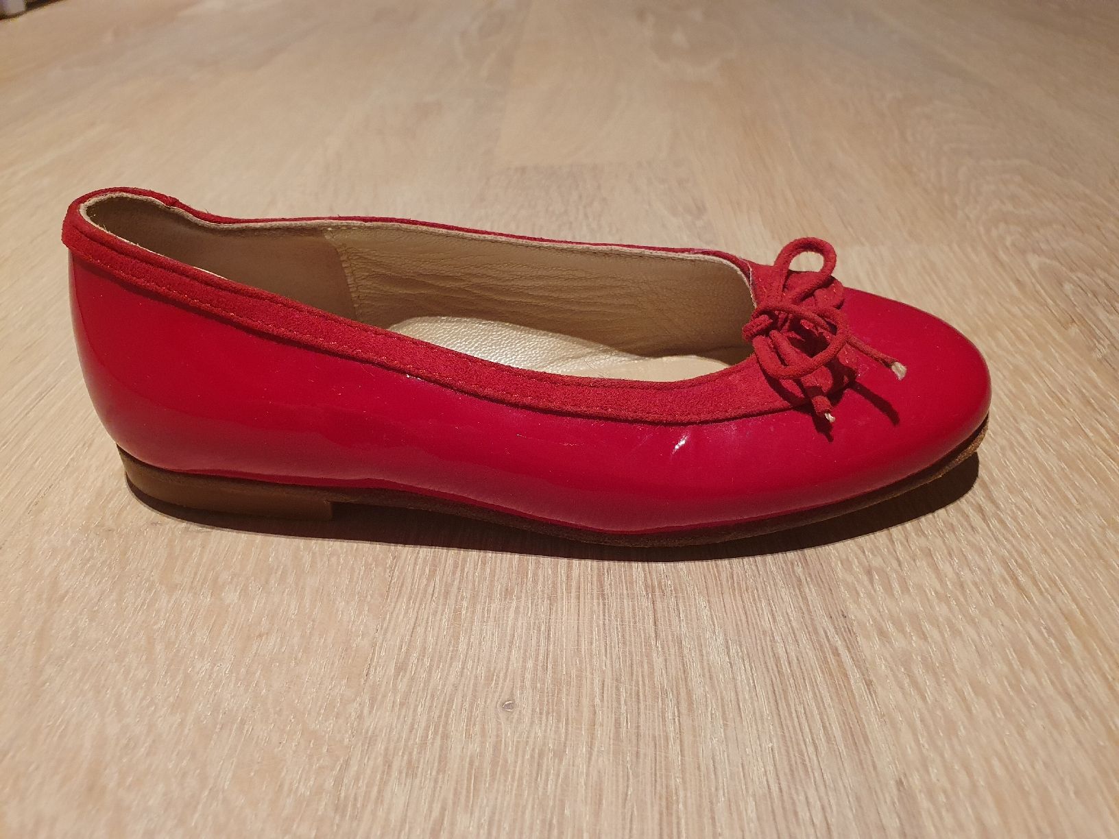 Schuhe für Mädchen: Dior Ballerinas Grösse 27 – Gebraucht aus Zürich von Integrator