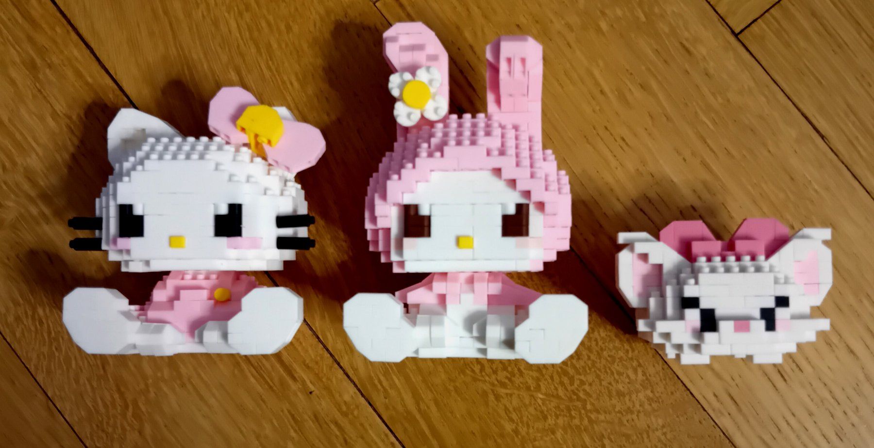 Kit di costruzioni: Lot de 3 Sanrio Bricks (mini "Lego") - Hello Kitty – Usato da Neuchatel venduto da Vale-1976