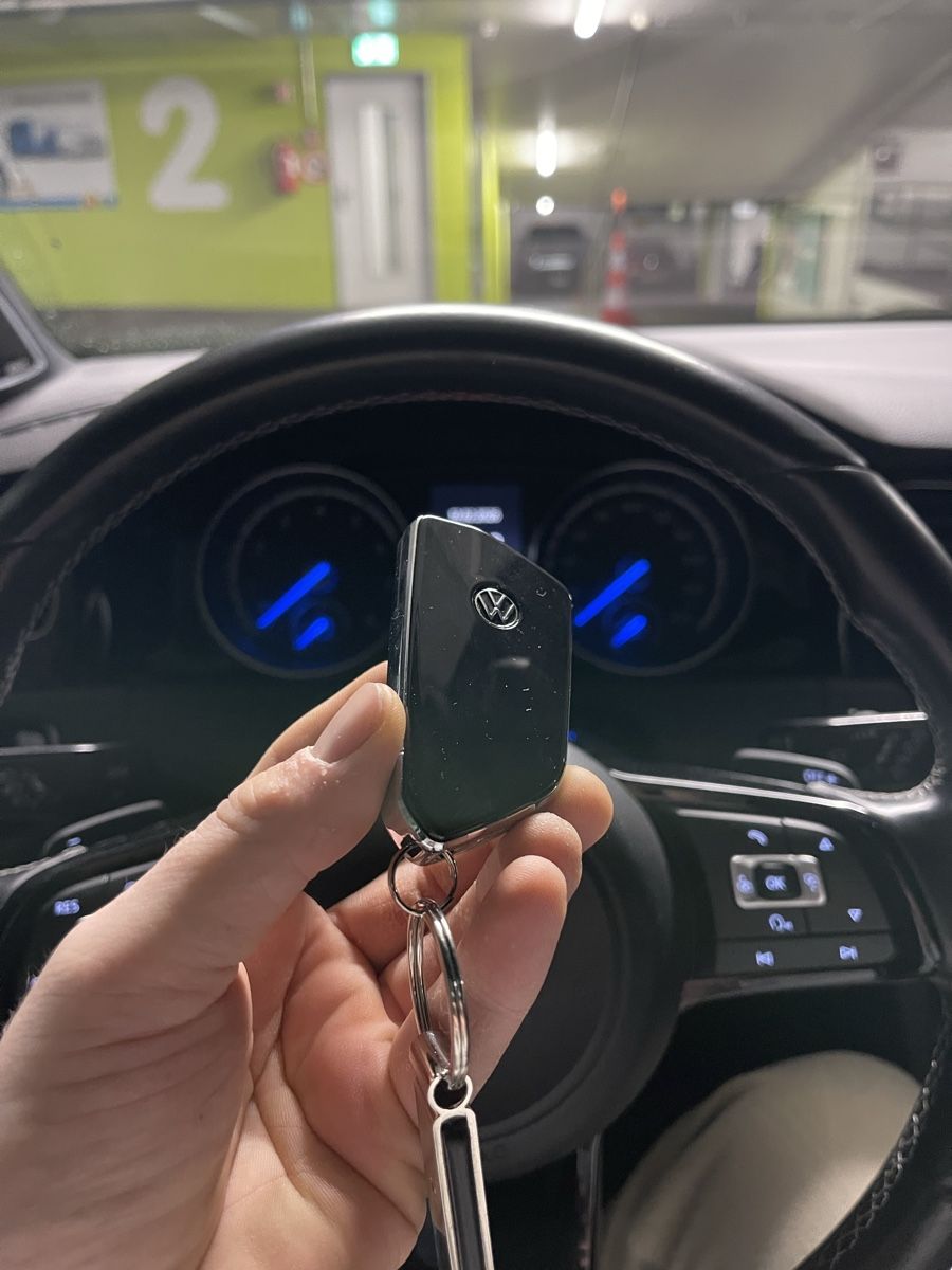 Portachiavi: VW "R" Rückseitendeckel – Nuovo (secondo la descrizione) da Luzern venduto da Prof.Farnsworth 2