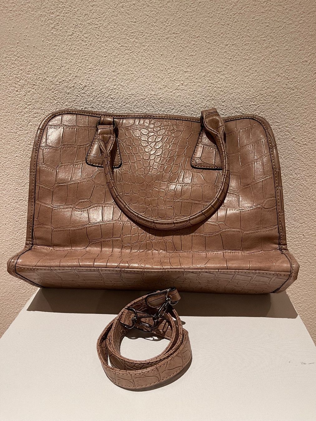 David Jones Borse da donna: Hand-Tasche David Jones – Usato da Ehrendingen venduto da abo_p9n6 1