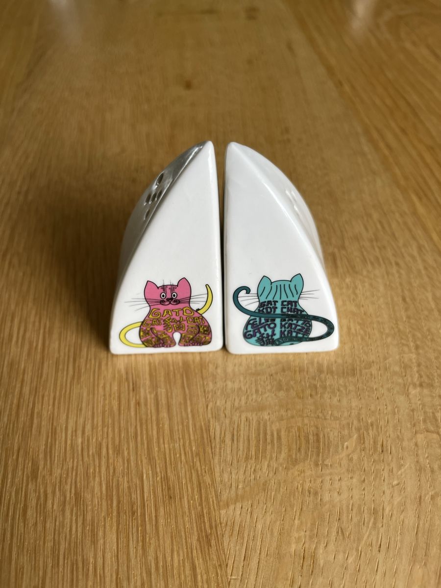 Elettrodomestici da cucina: Cute ceramic cat salt and pepper set – Usato da Zürich venduto da ajl_x6tg 1